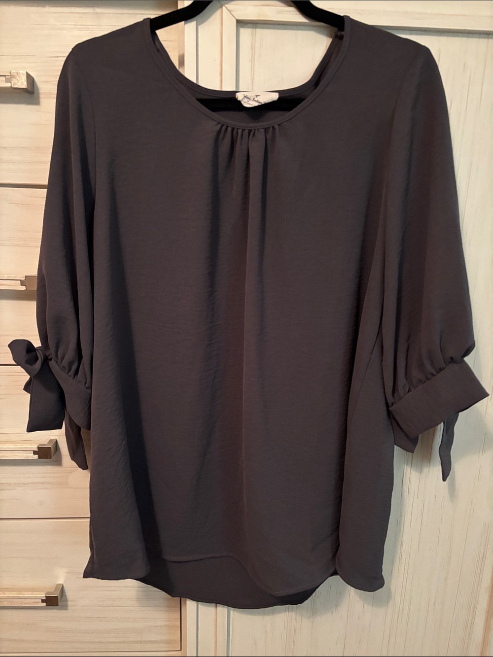 Women's Slate Gray Tie-Sleeve Blouse